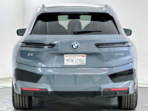 Used 2023 BMW iX xDrive50 w/ Sport Package image 7