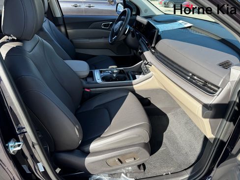 New 2026 Kia Carnival EX image 21