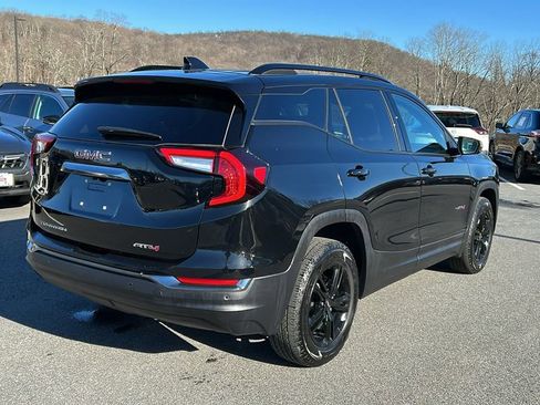 Used 2022 GMC Terrain AT4 w/ Infotainment Package II image 9