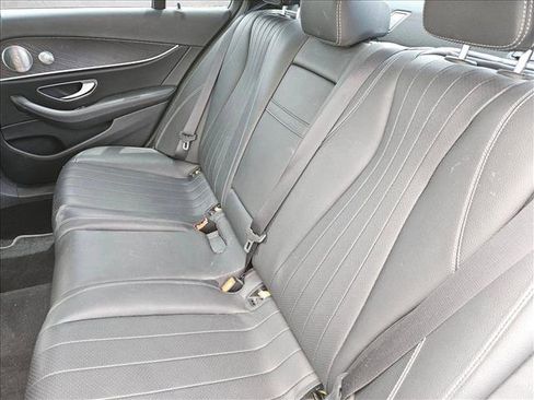 Used 2019 Mercedes-Benz E 300 image 8