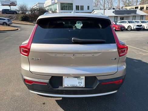 Certified 2024 Volvo XC40 B5 Plus w/ Protection Package Premier image 6