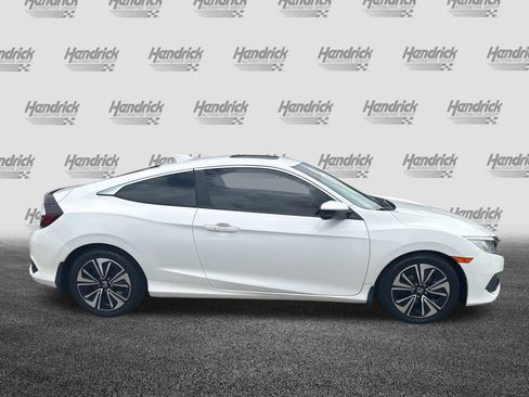Used 2017 Honda Civic EX-L image 9