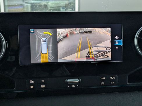 Used 2022 Mercedes-Benz Sprinter 2500 image 20