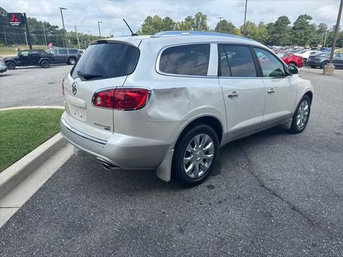 Used 2010 Buick Enclave CXL w/ Trailering Provision Package AWD/4WD image 4