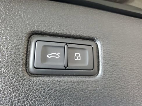 New 2026 Audi Q7 2.0T Premium Plus AWD/4WD image 8
