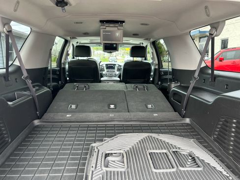 Used 2016 Chevrolet Suburban LT w/ Luxury Package image 30
