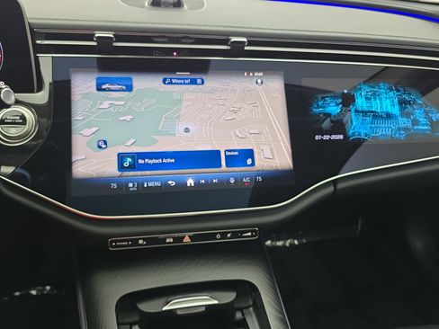 Used 2025 Mercedes-Benz E 350 4MATIC Sedan image 20