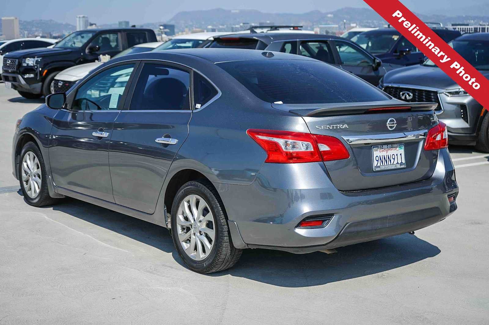 Used 2018 Nissan Sentra SV FWD image 8