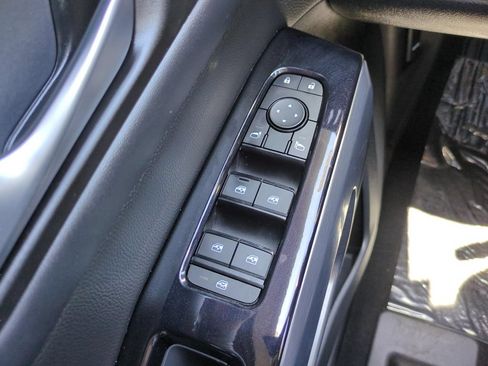 Certified 2022 Nissan Pathfinder SL FWD image 19