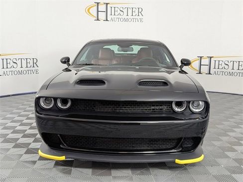 Used 2023 Dodge Challenger SRT Hellcat image 2