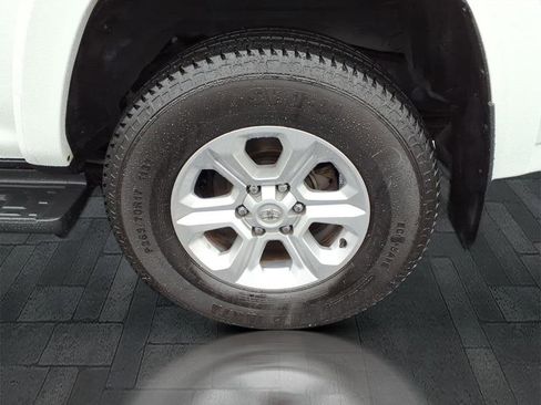 Used 2023 Toyota 4Runner SR5 Premium image 34