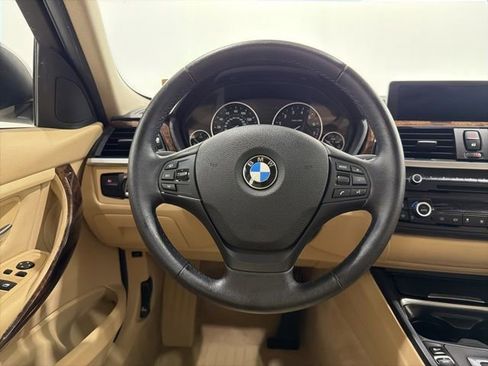 Used 2013 BMW 328i xDrive Sedan AWD/4WD image 30