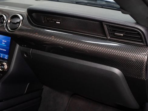 Used 2022 Ford Mustang Shelby GT500 w/ Carbon Fiber Track Pack image 33