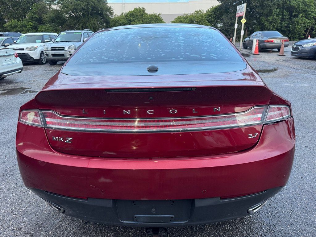 Used 2016 Lincoln MKZ w/ Equipment Group 300A Reserve FWD image 5