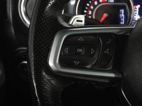 Used 2022 Jeep Wrangler Unlimited Rubicon AWD/4WD image 18
