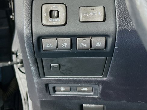 Used 2012 Lexus LS 460 w/ Luxury Value Edition RWD image 16