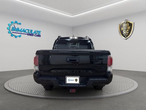 Used 2023 Toyota Tacoma TRD Off-Road w/ TRD Premium Off Road Package AWD/4WD image 4