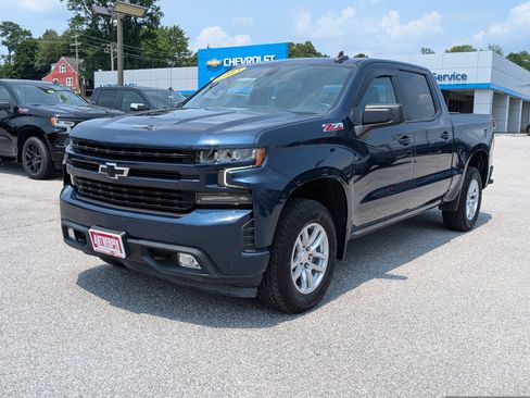 Used 2021 Chevrolet Silverado 1500 RST w/ Convenience Package II AWD/4WD image 7
