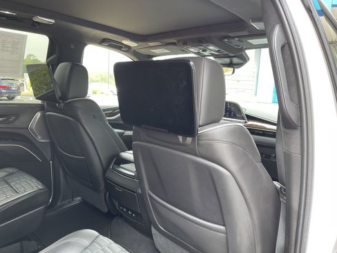 Used 2021 Cadillac Escalade Sport Platinum w/ Heavy-Duty Trailer Package image 49