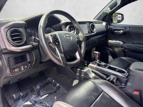 Certified 2019 Toyota Tacoma TRD Pro AWD/4WD image 9
