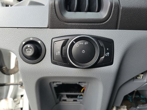 Used 2016 Ford Transit 150 148 Medium Roof RWD image 31