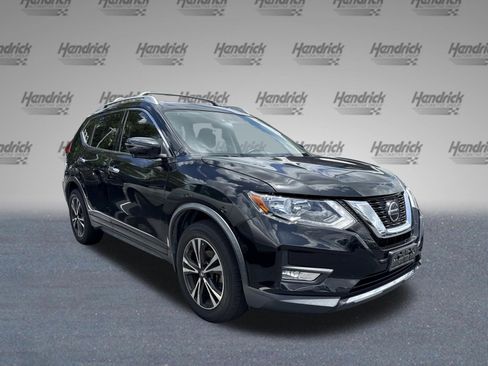 Used 2020 Nissan Rogue SV w/ Sun & Sound Touring Package AWD/4WD image 2