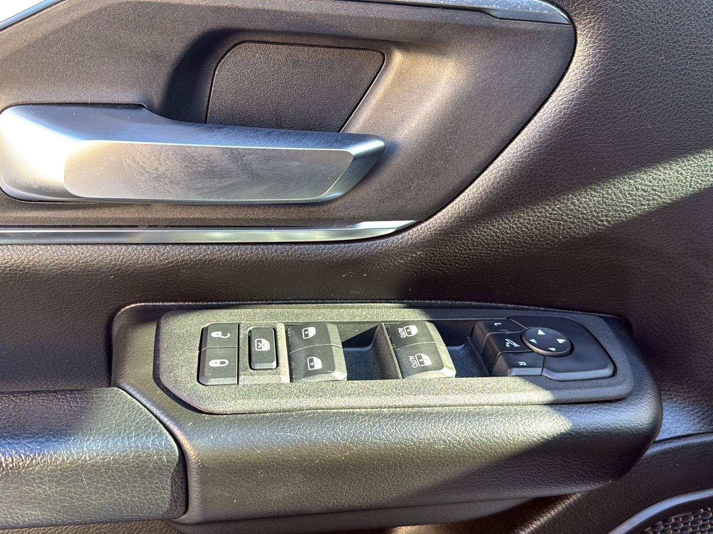 Used 2025 RAM 1500 Big Horn AWD/4WD image 26