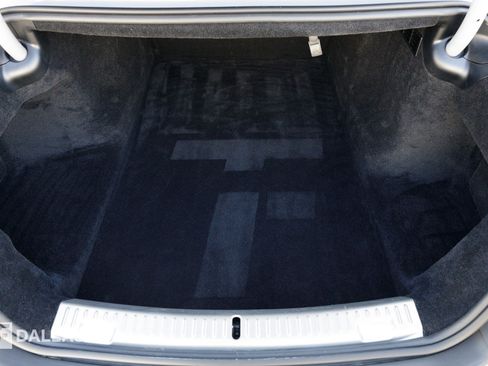 Used 2024 Rolls-Royce Ghost image 32