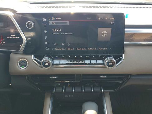 New 2026 GMC Canyon Denali w/ LPO, Denali Black Edition image 12