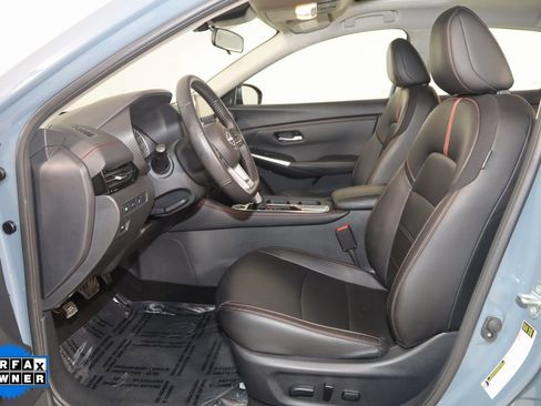 Used 2024 Nissan Sentra SR w/ SR Premium Package image 11