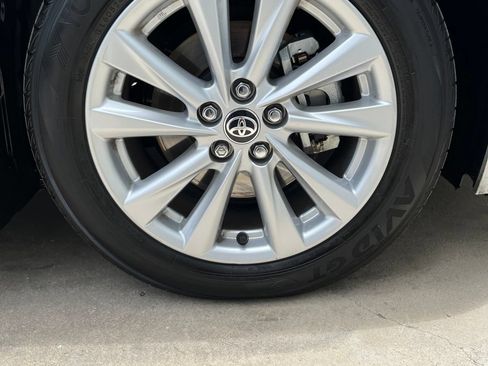 Used 2024 Toyota Corolla SE FWD image 27