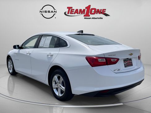 Used 2023 Chevrolet Malibu LS FWD image 6
