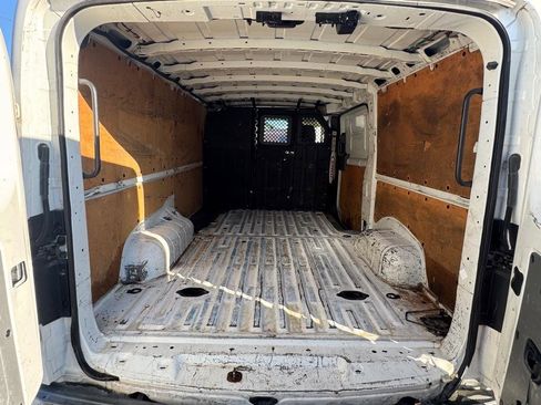Used 2015 Nissan NV 1500 SV RWD image 13