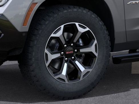 New 2026 GMC Yukon XL AT4 w/ AT4 Premium Plus Package AWD/4WD image 9