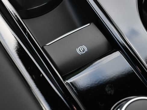 New 2026 Ford Explorer Platinum image 30