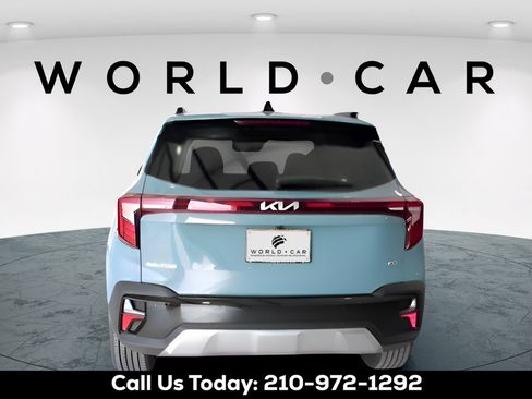 Used 2026 Kia Seltos SX AWD/4WD image 4
