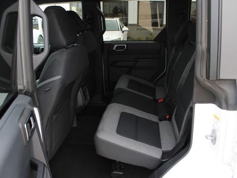 Used 2025 Ford Bronco Big Bend image 10