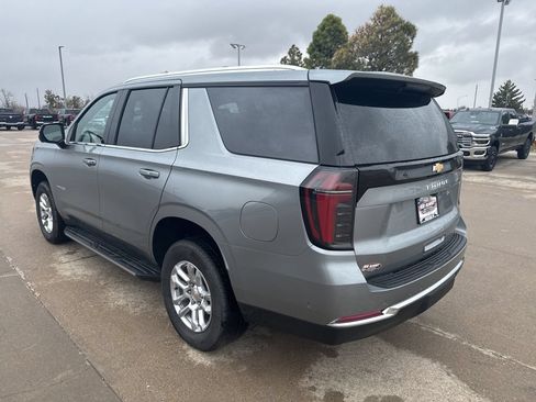 Used 2025 Chevrolet Tahoe LT AWD/4WD image 3