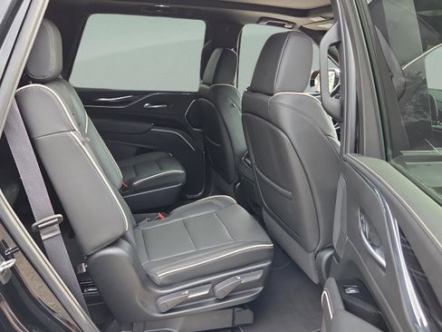Used 2024 Cadillac Escalade Sport RWD image 14