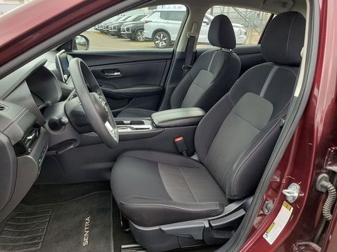 Used 2024 Nissan Sentra SV image 10