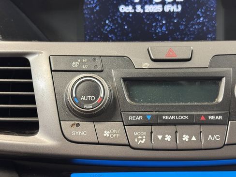 Used 2013 Honda Odyssey EX-L image 39