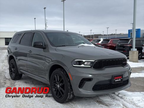 Used 2024 Dodge Durango GT image 1