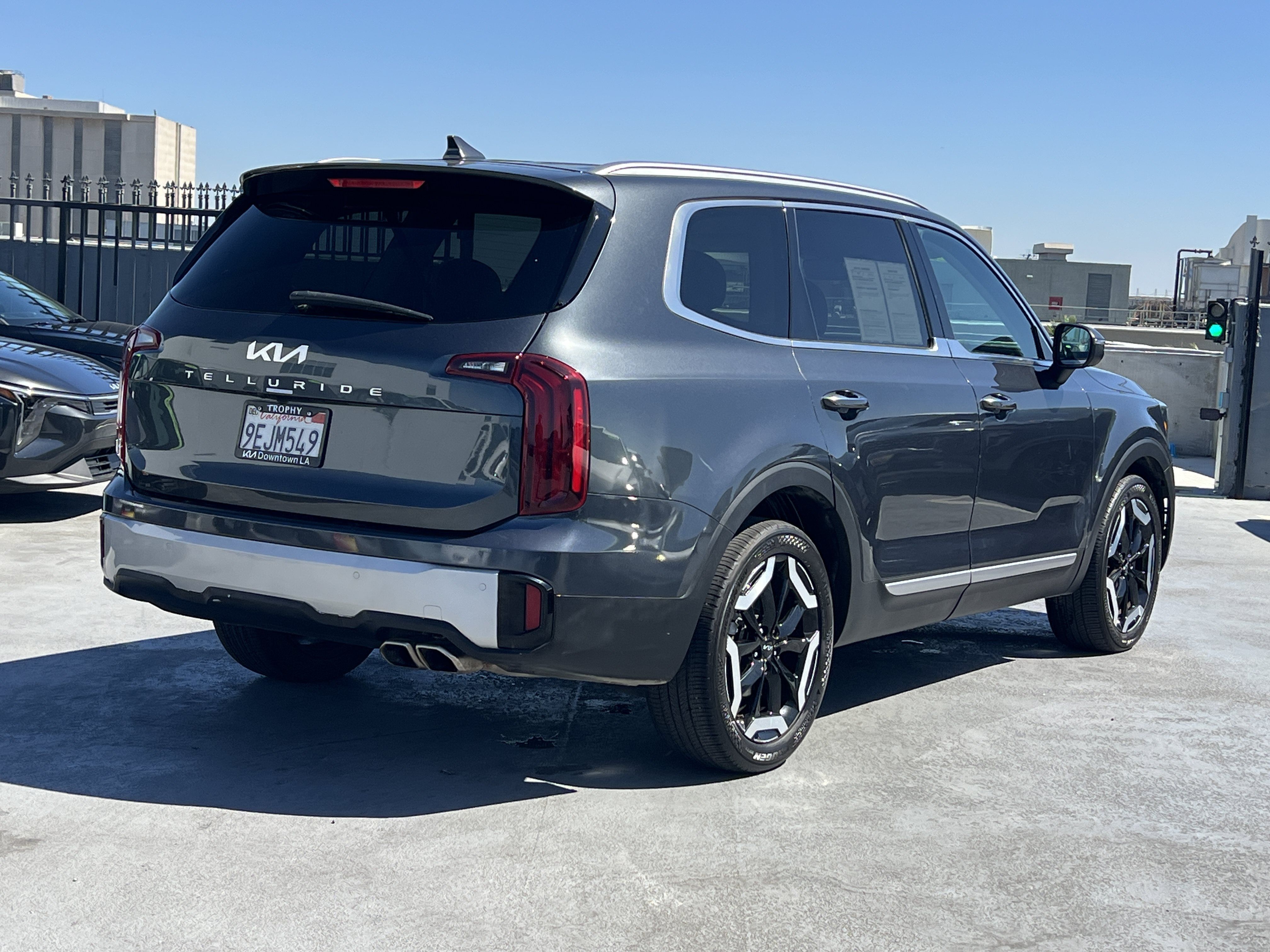 Certified 2023 Kia Telluride S FWD image 7