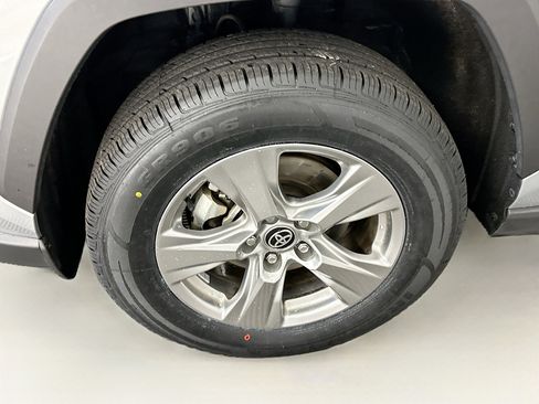 Used 2025 Toyota RAV4 LE image 11