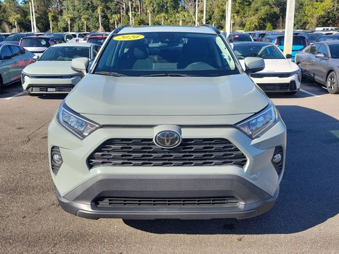 Used 2020 Toyota RAV4 XLE image 2