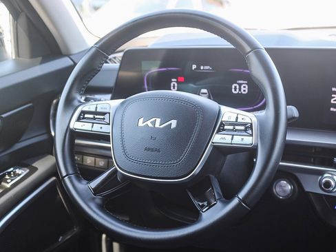 Used 2025 Kia Telluride S AWD/4WD image 16