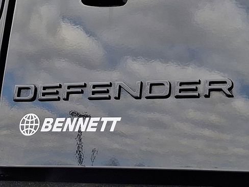 Used 2026 Land Rover Defender 110 S image 29