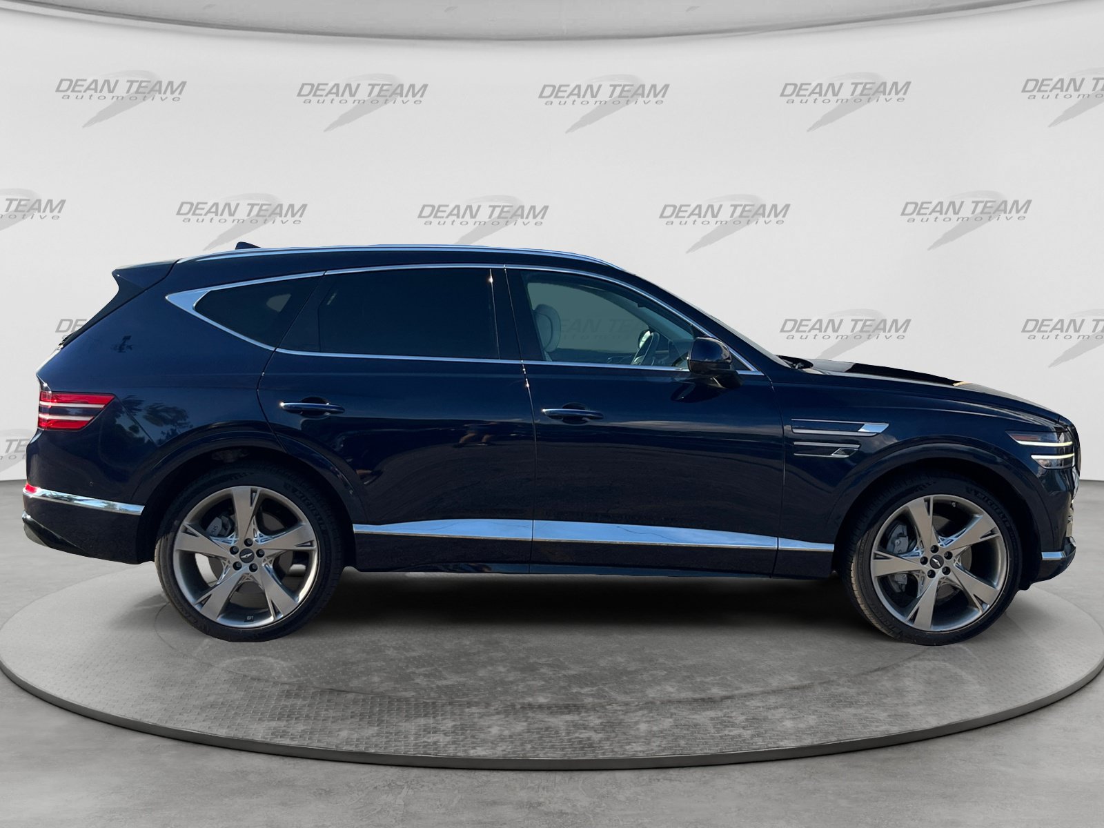 Used 2023 Genesis GV80 2.5T w/ Prestige Package AWD/4WD image 8