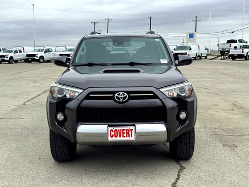 Used 2020 Toyota 4Runner TRD Off-Road image 3