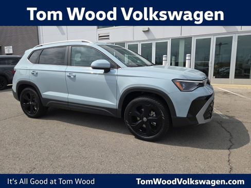 New 2026 Volkswagen Taos SEL AWD/4WD image 1
